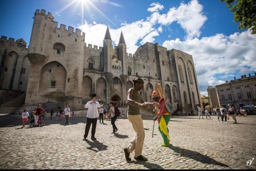 Lovely Avignon - Studio De Charme Plein Centre - Proche Palais Des Papes المظهر الخارجي الصورة