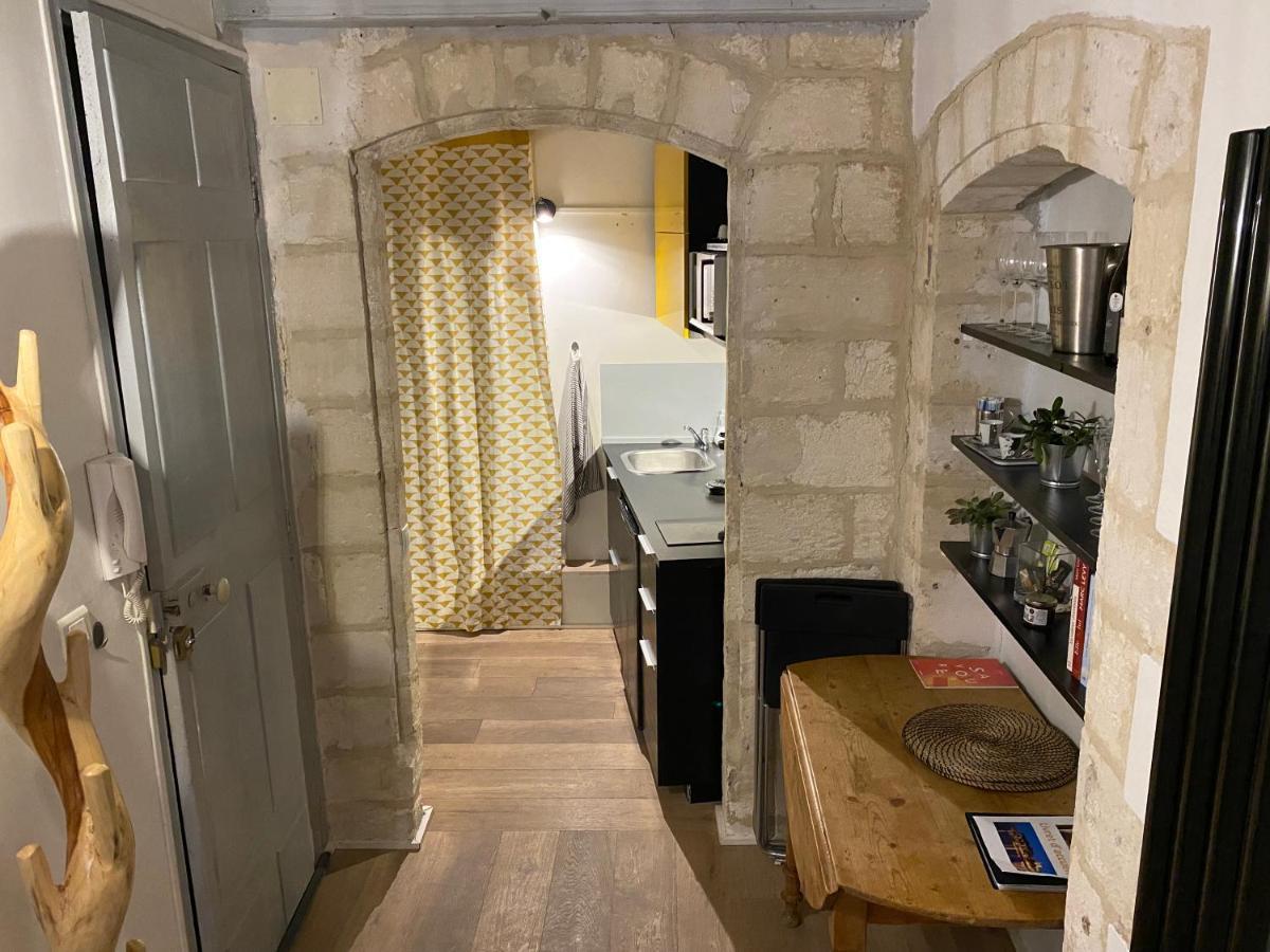 Lovely Avignon - Studio De Charme Plein Centre - Proche Palais Des Papes المظهر الخارجي الصورة